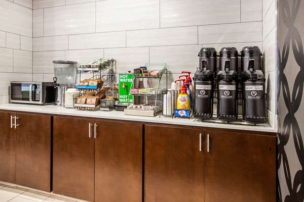  - La Quinta Inn & Suites Elkhart - I-80 & I-90, Exit 92