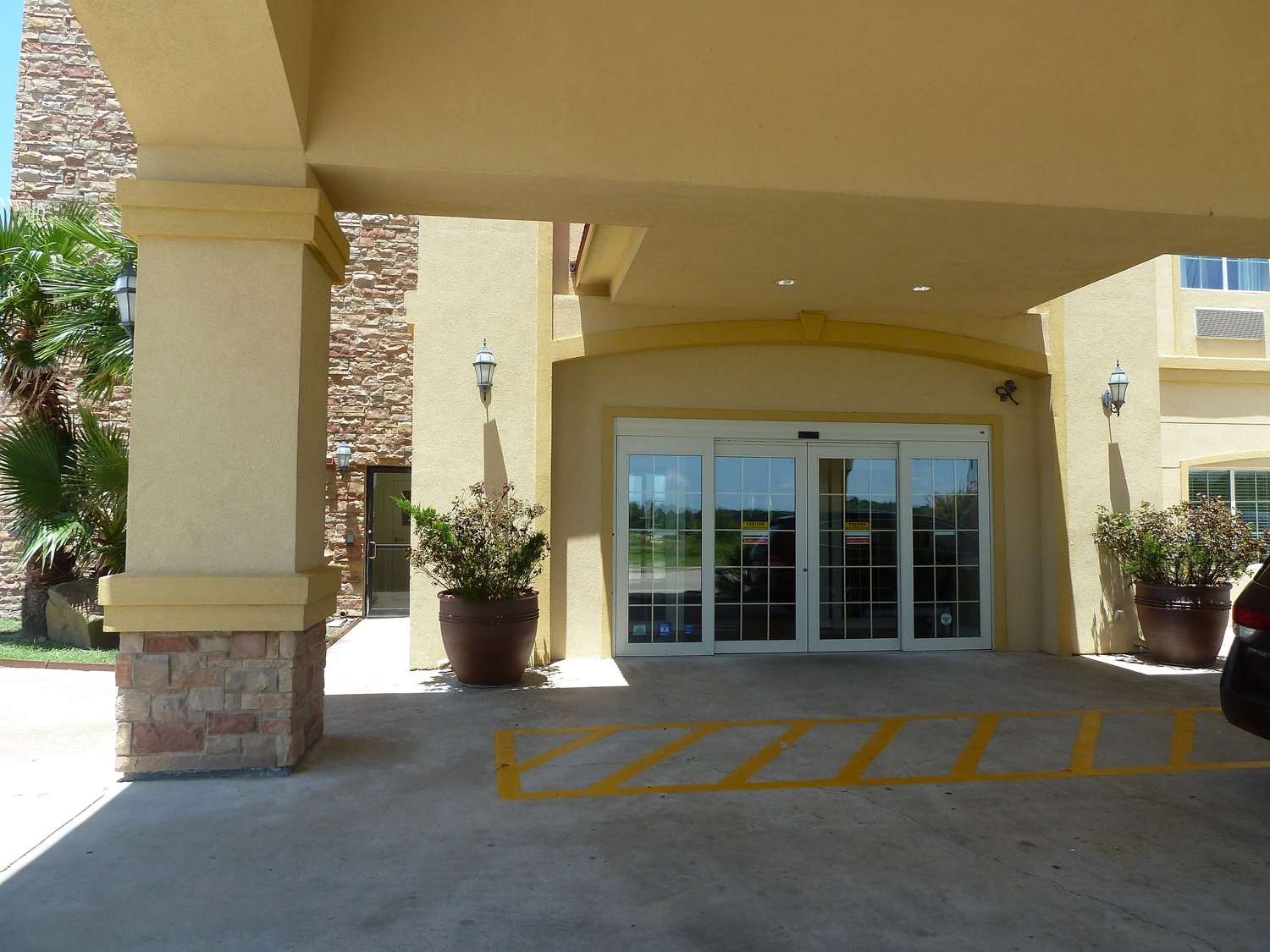 Americas Best Value Inn Gun Barrel City, TX See Discounts