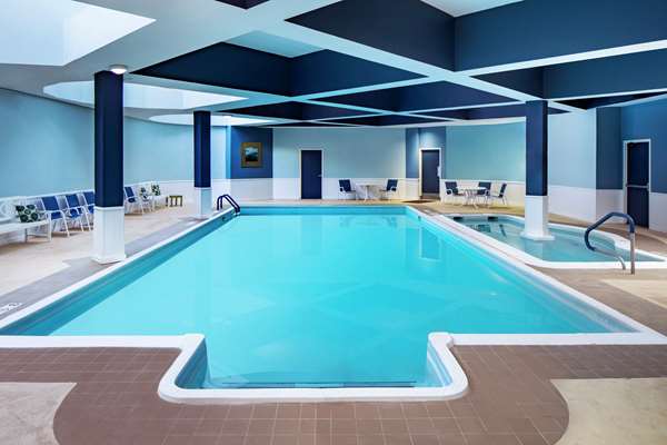 Pool - DoubleTree by Hilton Hotel Nashua