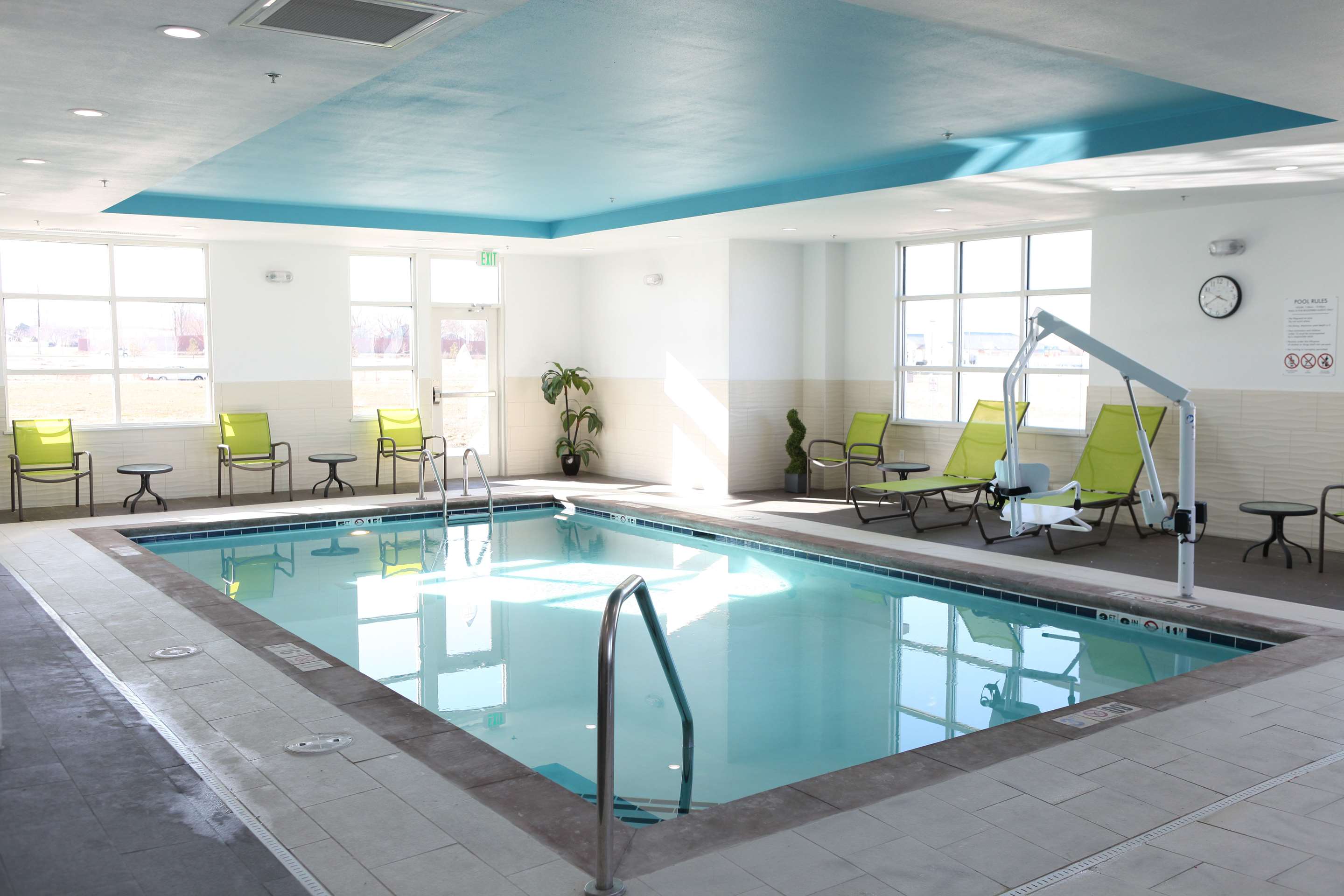 Pool | Hampton Inn & Suites Lafayette Medical Center, CO