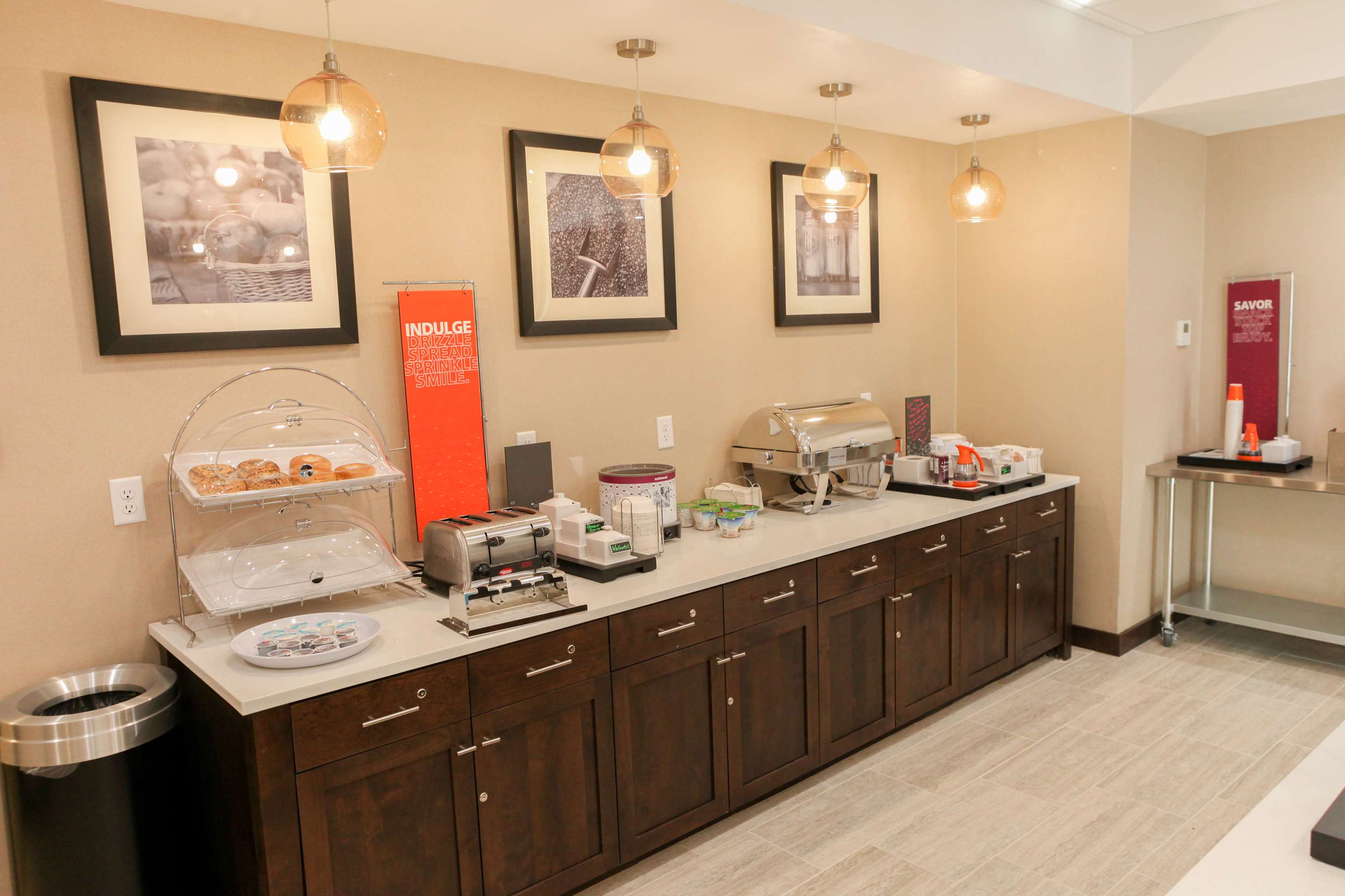 Restaurant | Hampton Inn & Suites Lafayette Medical Center, CO