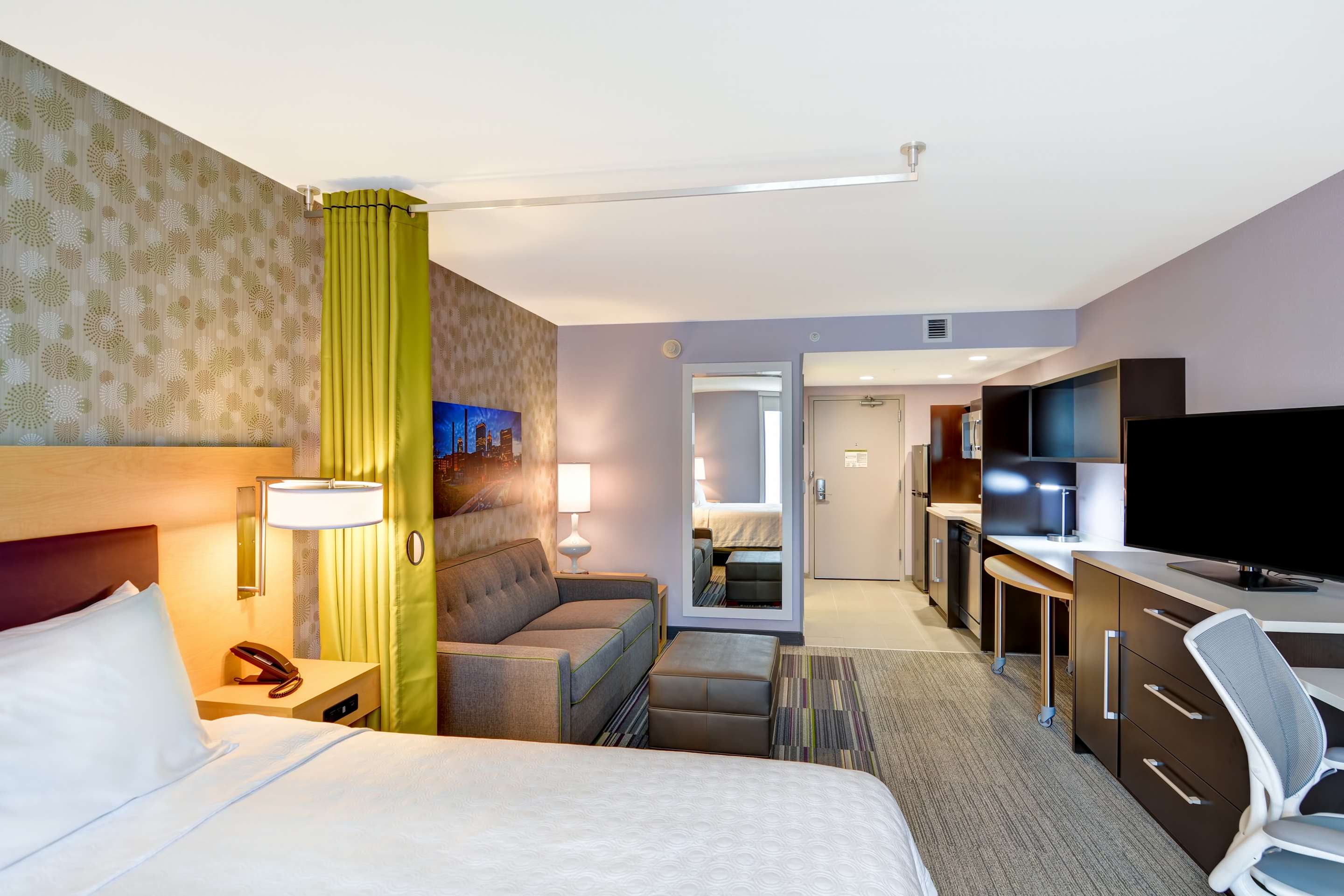 Guest room