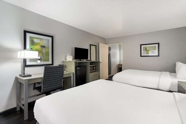  - SureStay Hotel by Best Western Grants - I-40, Exit 85