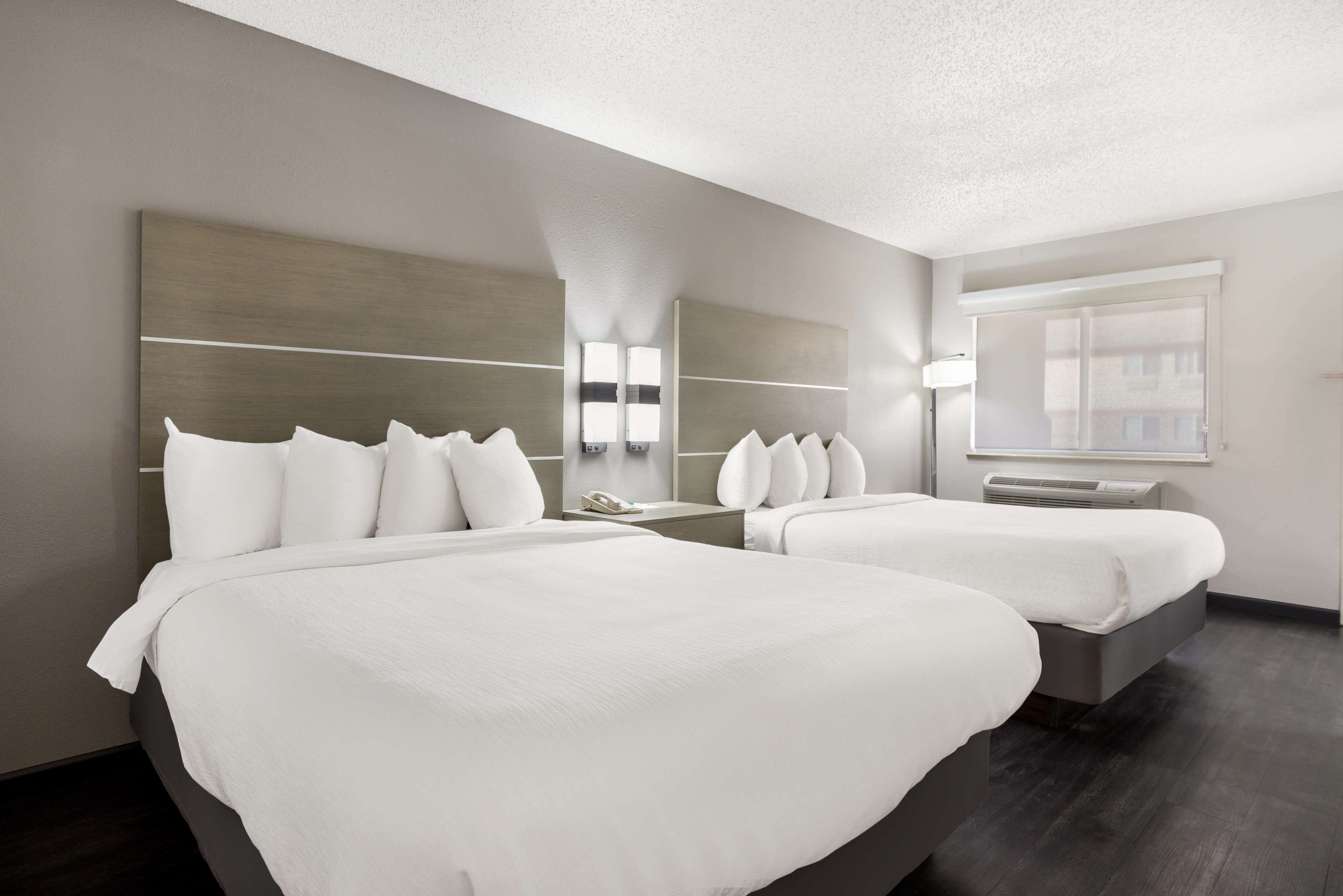 SureStay Hotel by Best Western Grants Room Type - 2 Queen Beds, Non-Smoking, Microwave And Refrigerator, Flat Screen Television, High Speed Internet A SureStay Hotel by Best Western Grants Room Type - 2 Queen Beds, Non-Smoking, Microwave And Refrigerator, Flat Screen Television, High Speed Internet A