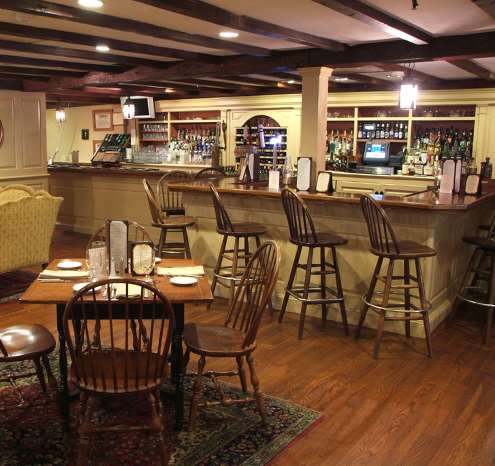 Bar - Publick House Inn & Motor Lodge Sturbridge - I-84, Exit 6