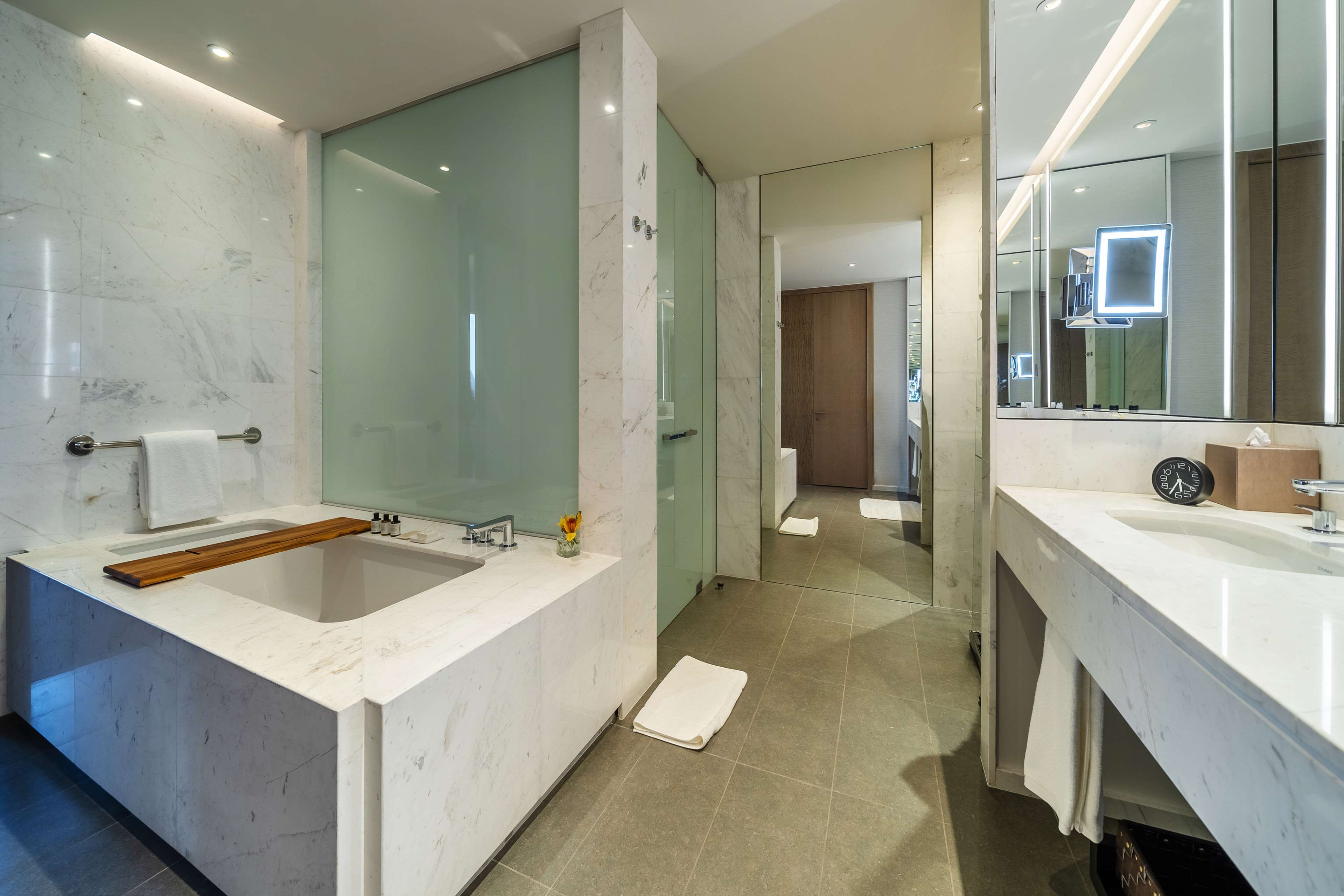 Grand Hyatt Bogota Room Type - Grand Executive Suite King Bed