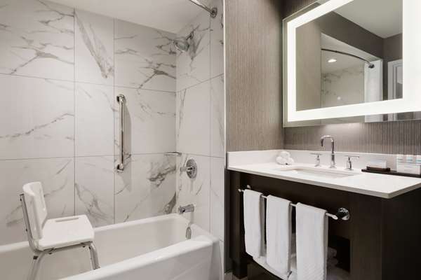  - Embassy Suites Toronto Airport Etobicoke