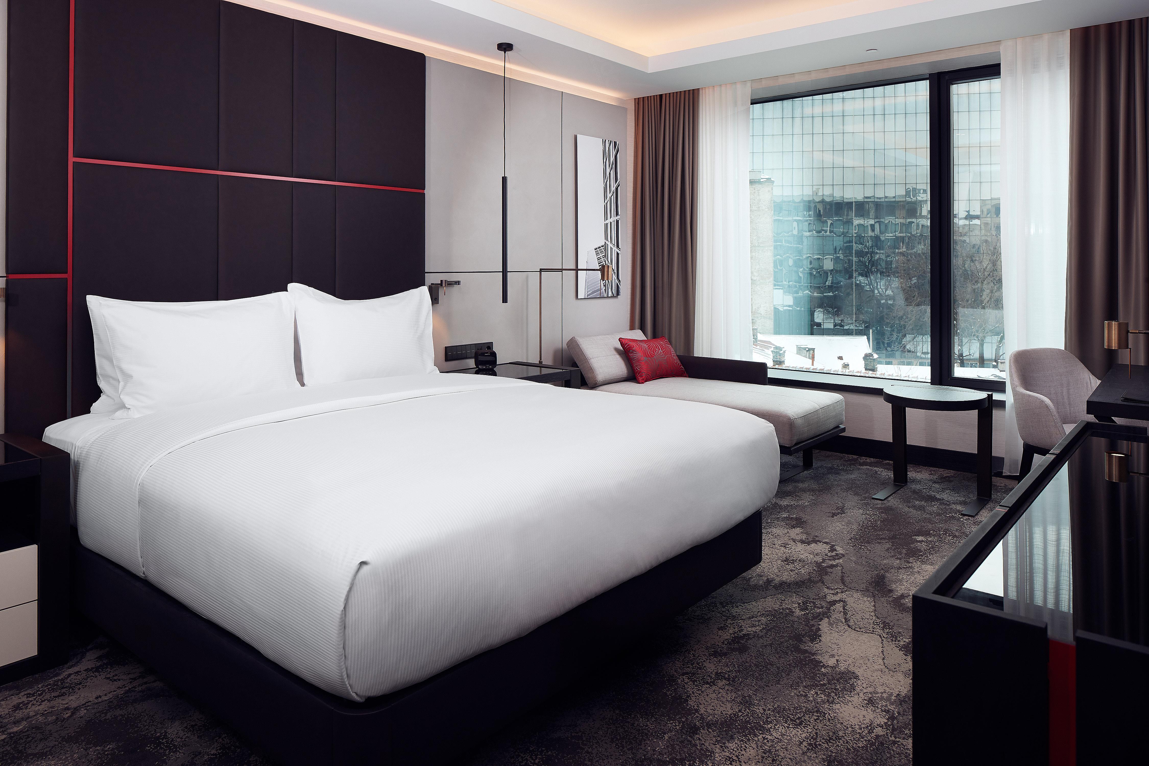 Hilton Belgrade Room Type - KING GUEST ROOM