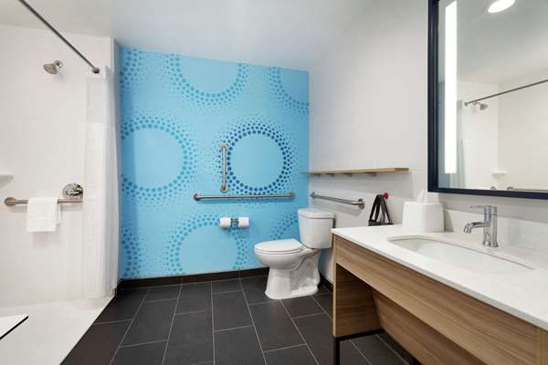  - Tru by Hilton Hotel Lake Charles - I-210, Exit 5