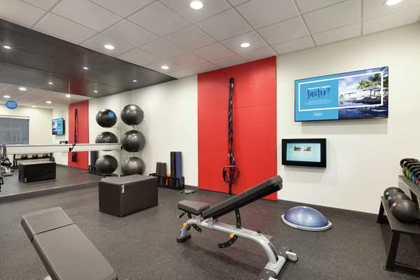 Fitness/ Exercise Room - Tru by Hilton Hotel Lake Charles - I-210, Exit 5