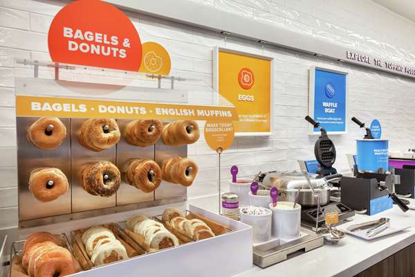 Amenities - Tru by Hilton Hotel Lake Charles - I-210, Exit 5