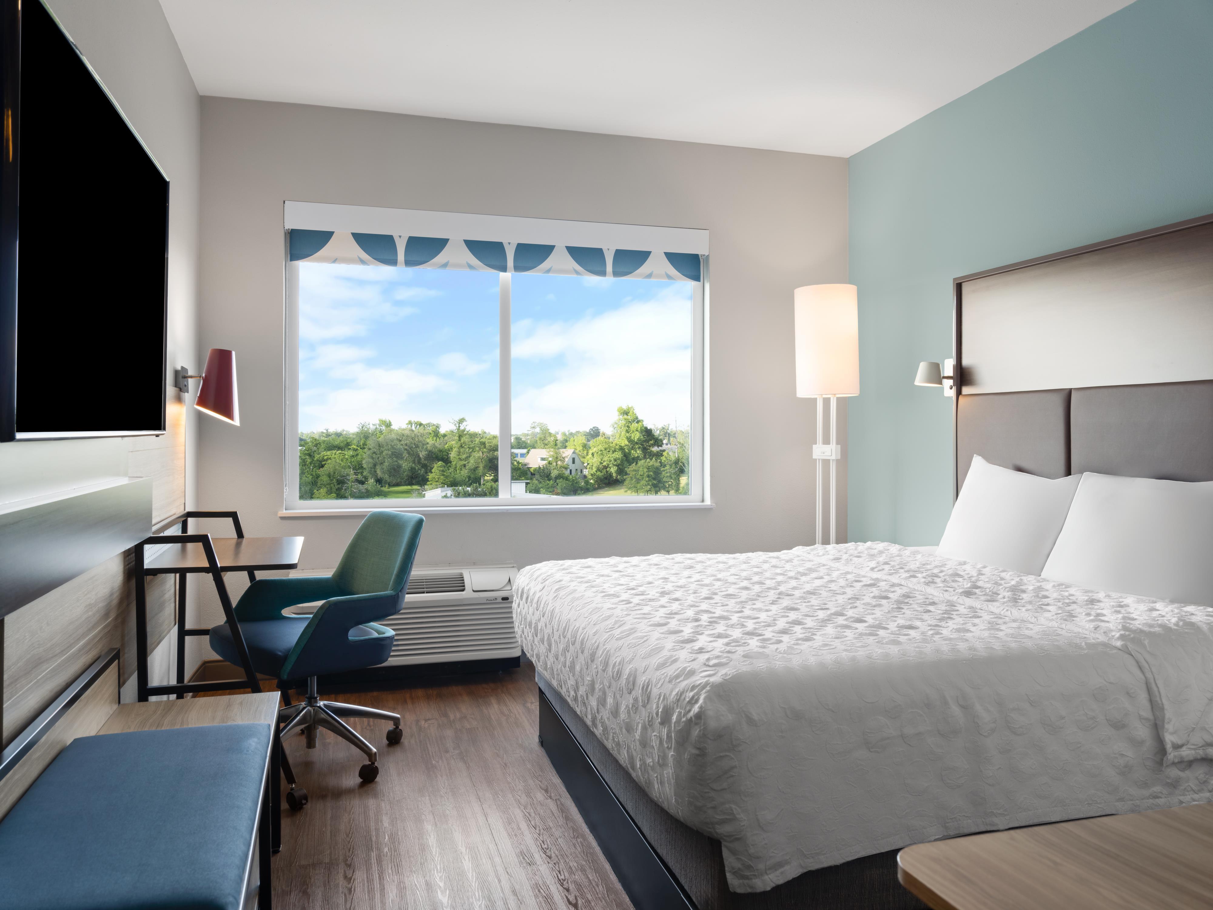 Tru by Hilton Lake Charles Room Type - 1 KING ACC HEARING RI SHWR