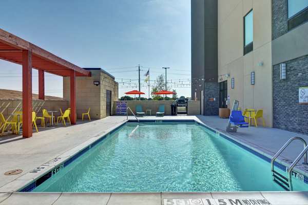 Pool - Home2 Suites by Hilton McKinney