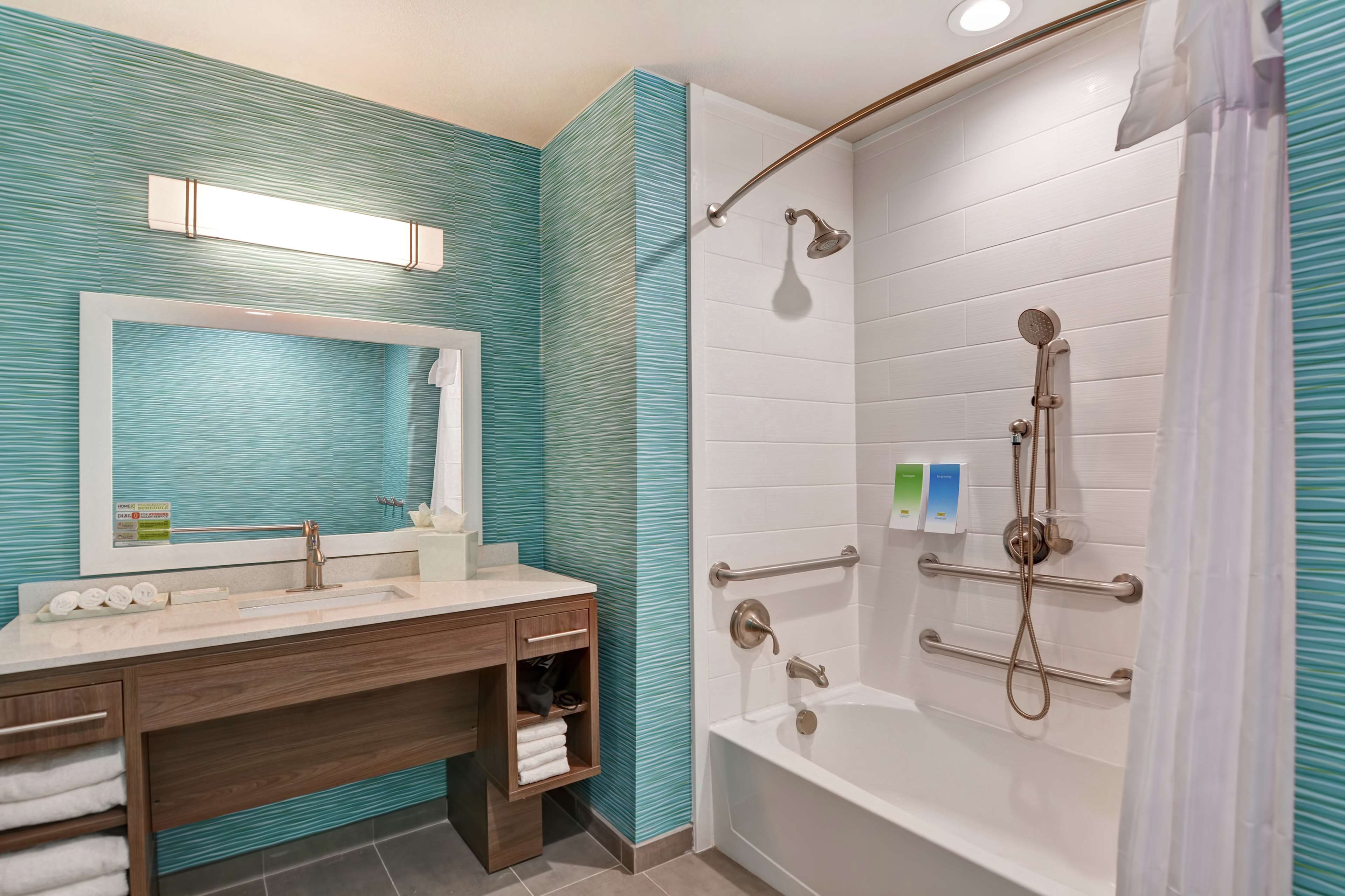 Home2 Suites by Hilton McKinney Room Type - 1QN ACC TUB SUITE NONSMOK