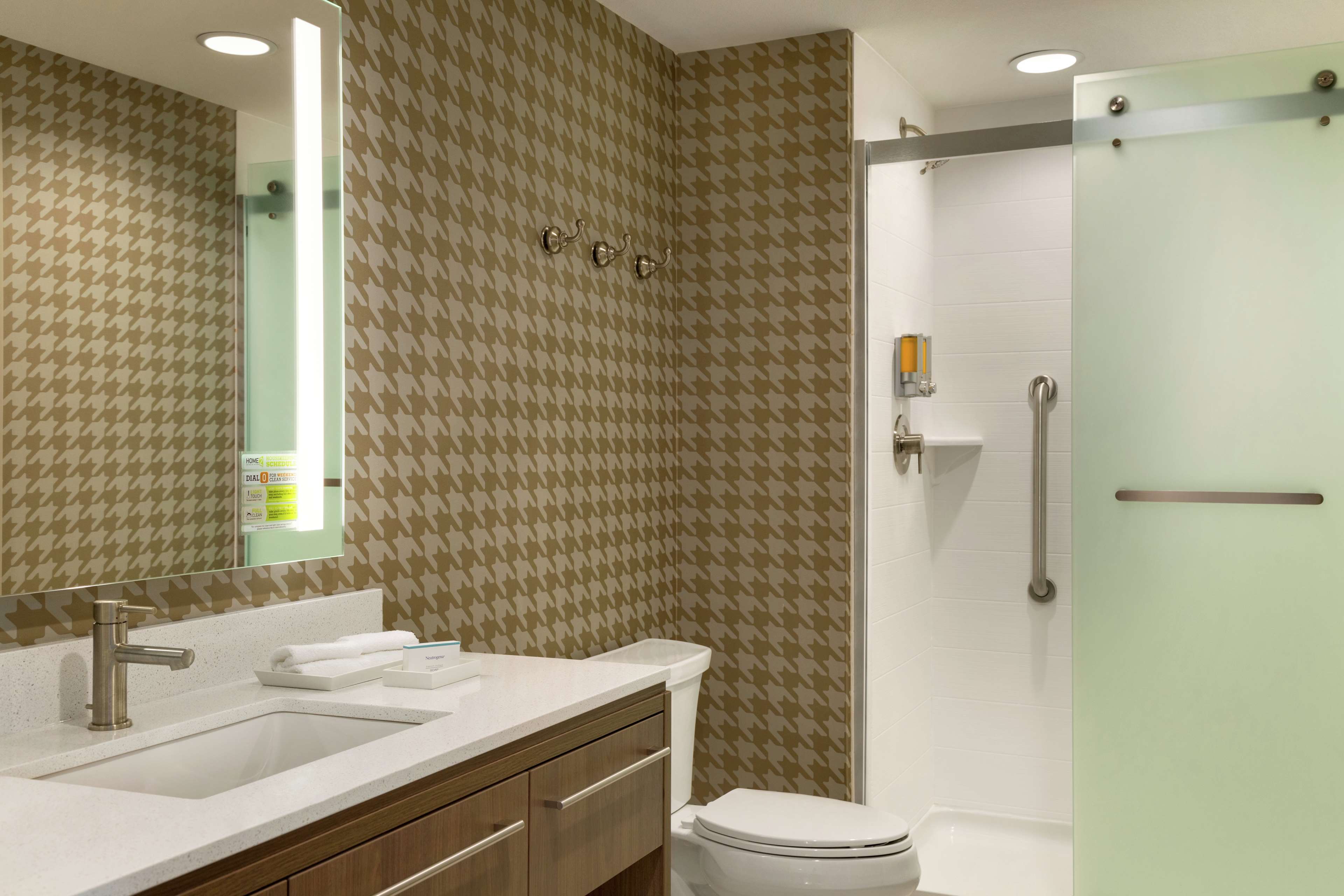Home2 Suites By Hilton Frederick Room Type - 2 QNS ACC HEARING STUDIO