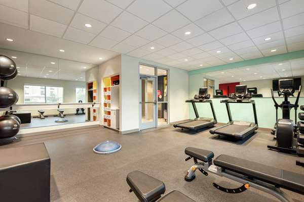 Fitness/ Exercise Room - Tru by Hilton Hotel East Wichita