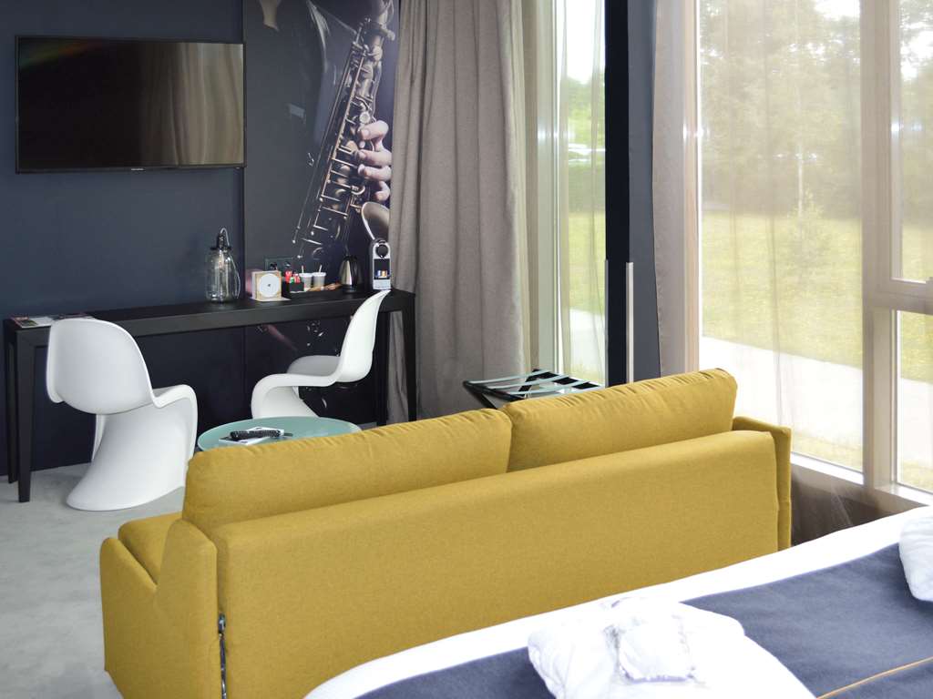 Mercure Zénith Nantes Saint-Herblain Hotel - Tap to explore photos
