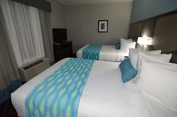 Suite - Best Western Plus Waller Hotel