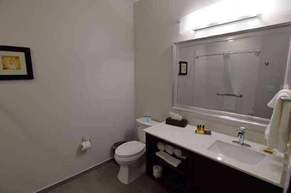 Suite - Best Western Plus Waller Hotel