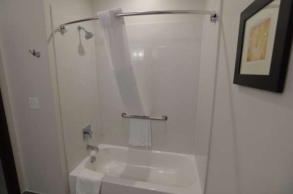 Suite - Best Western Plus Waller Hotel