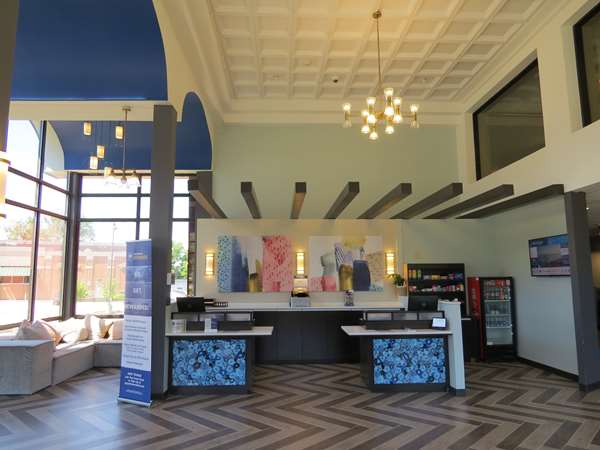  - Best Western Plus Landmark Hotel Laconia