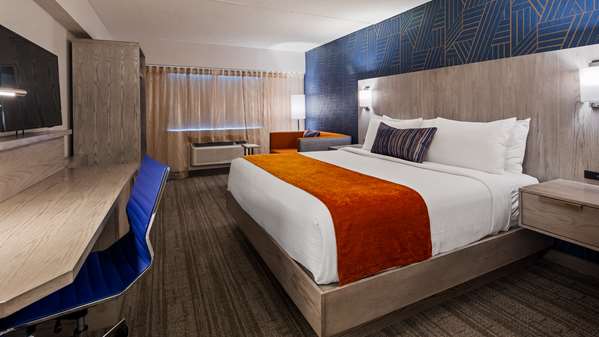  - Best Western Plus Landmark Hotel Laconia