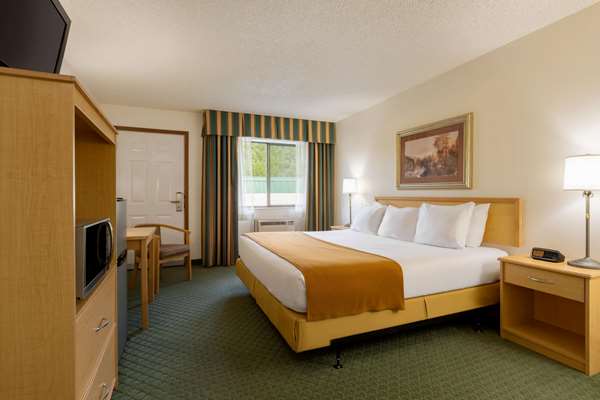  - Baymont Inn & Suites Whitefish