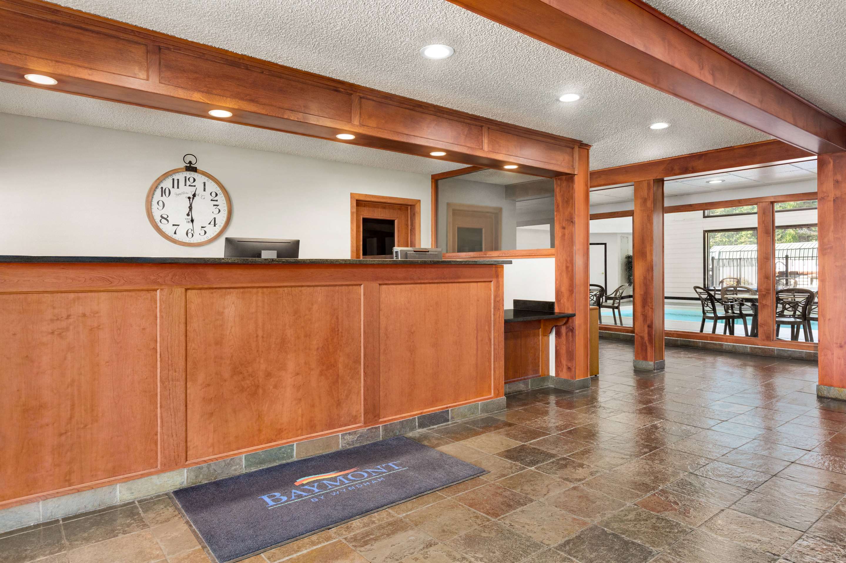 Lobby | Baymont by Wyndham Whitefish