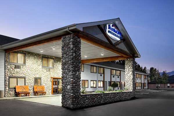 Exterior view - Baymont Inn & Suites Whitefish