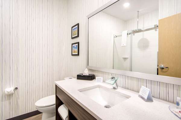  - Comfort Inn & Suites North Battleford