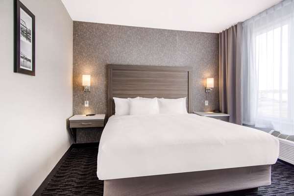 Suite - Comfort Inn & Suites North Battleford