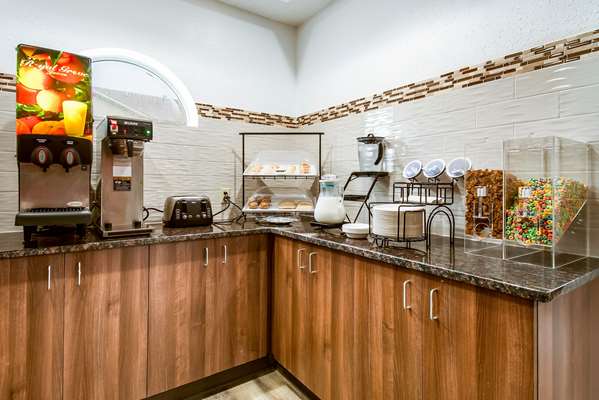 Amenities - Econo Lodge Franklin - I-65, Exit 90