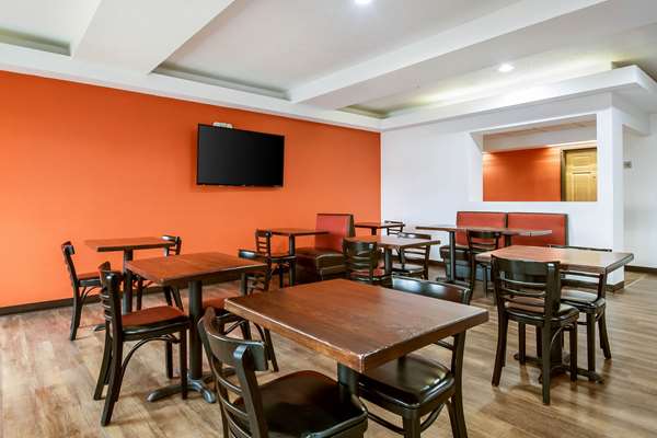 Amenities - Econo Lodge Franklin - I-65, Exit 90