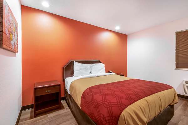  - Econo Lodge Franklin - I-65, Exit 90