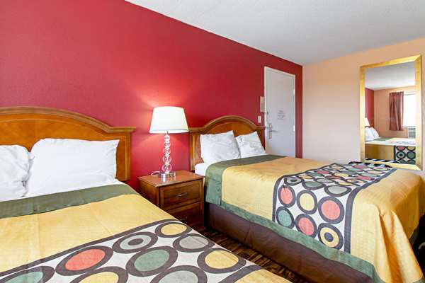  - Econo Lodge Utica - I-90, Exit 31