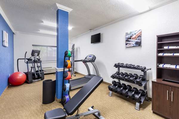 Fitness/ Exercise Room - Comfort Inn Woodland Hills Tulsa