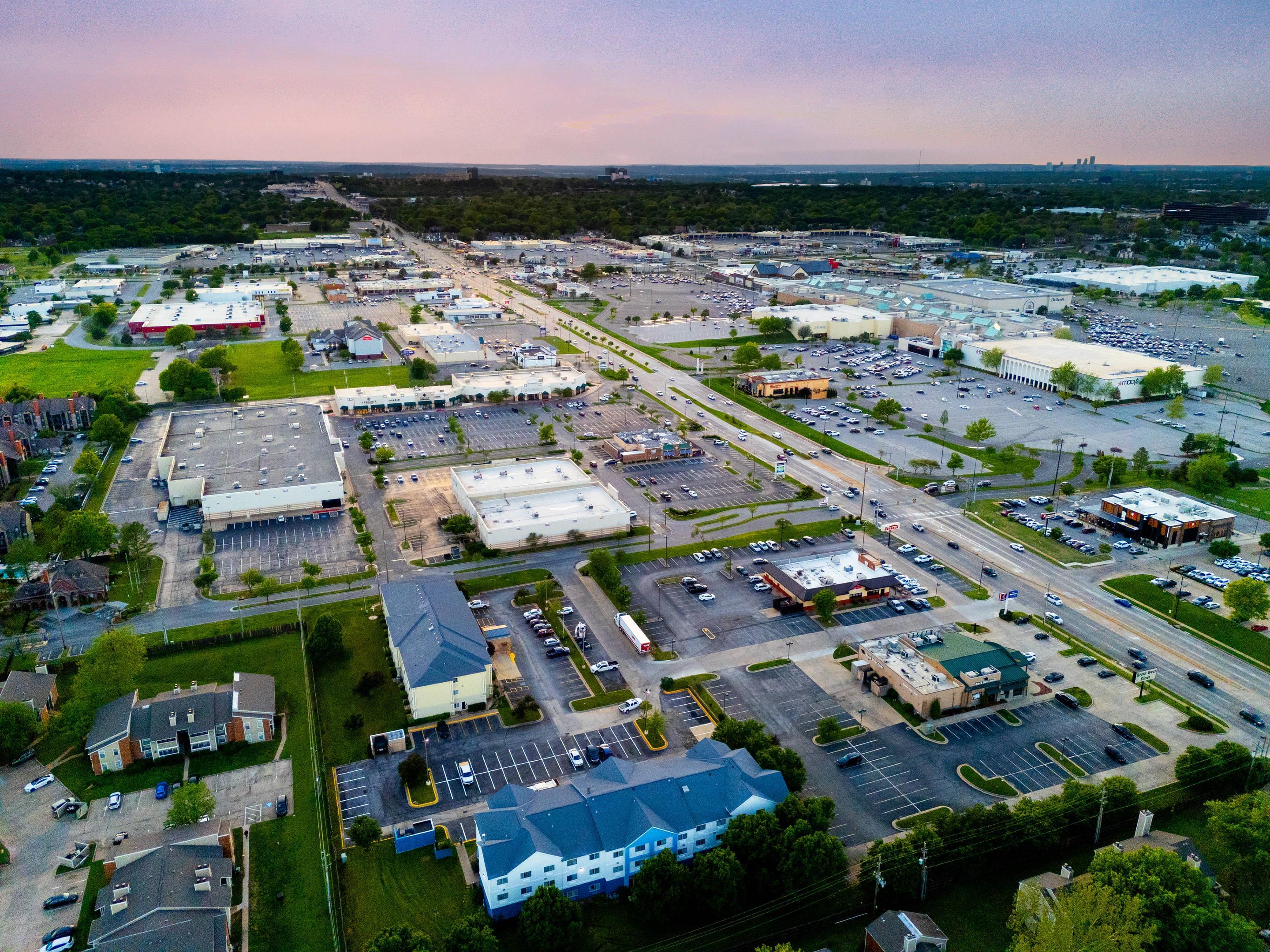 Hotel exterior | Comfort Inn South Tulsa - Woodland Hills
