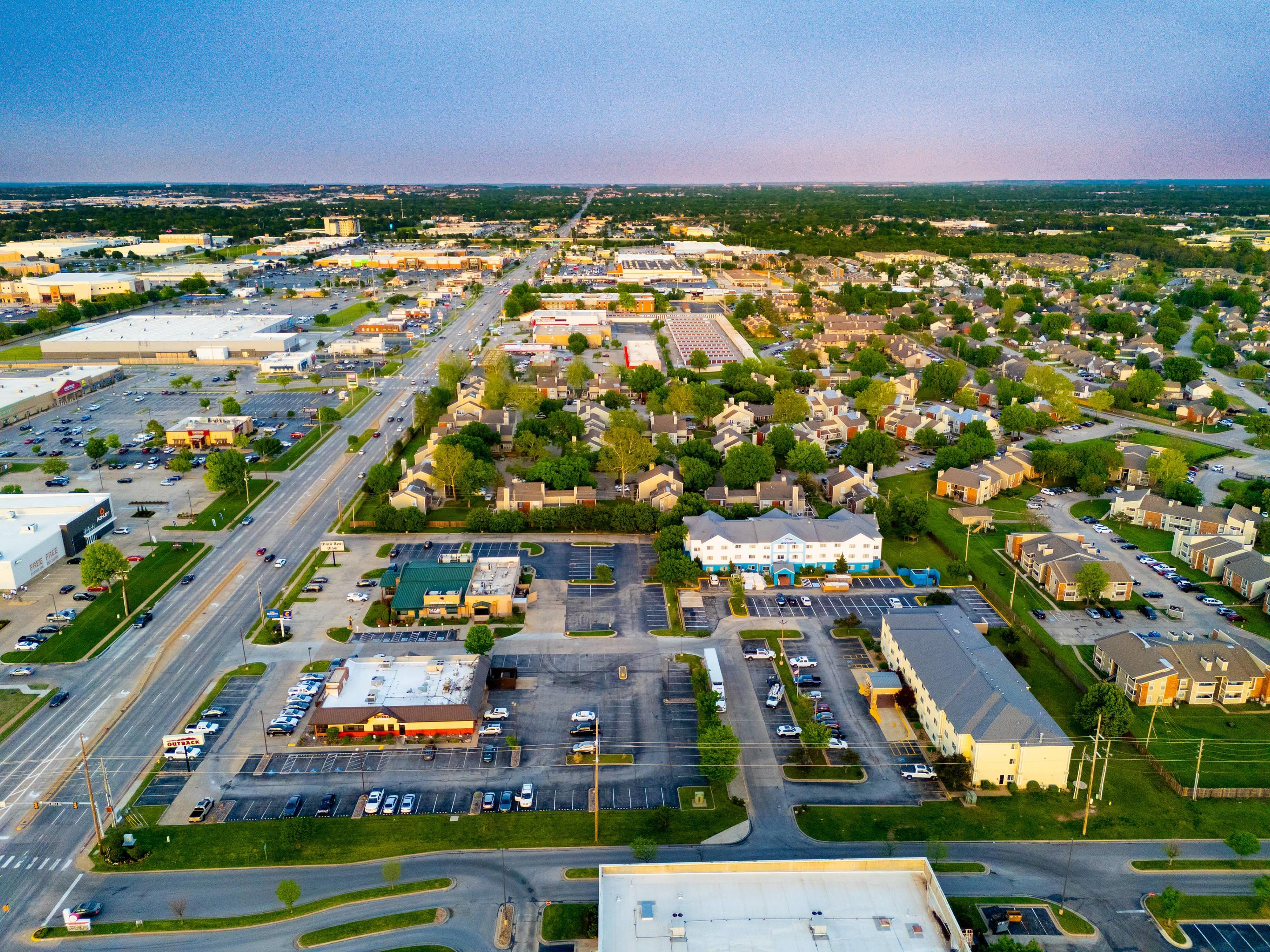 Hotel exterior | Comfort Inn South Tulsa - Woodland Hills