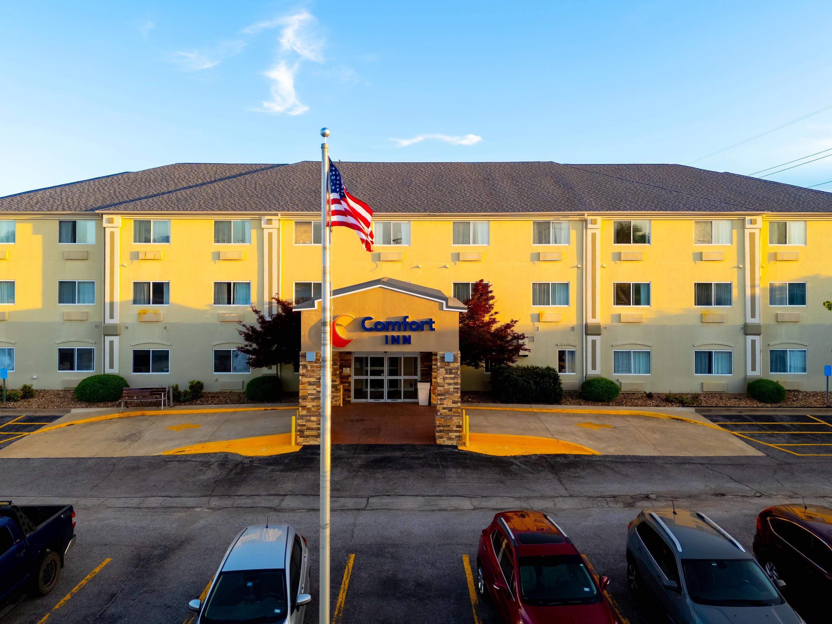 Hotel exterior | Comfort Inn South Tulsa - Woodland Hills