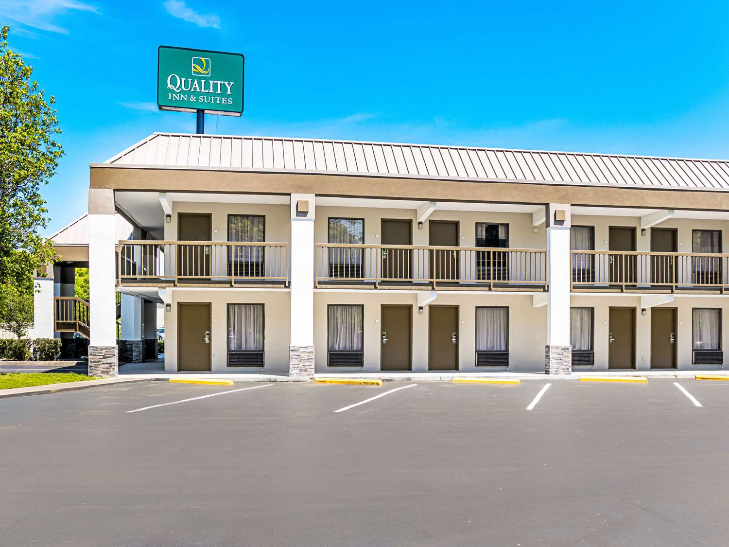 Quality Inn West Knoxville I40, Exit 373, TN See Discounts