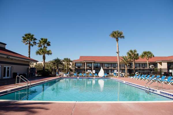 Pool - Ocean Coast Hotel at the Beach Fernandina Beach