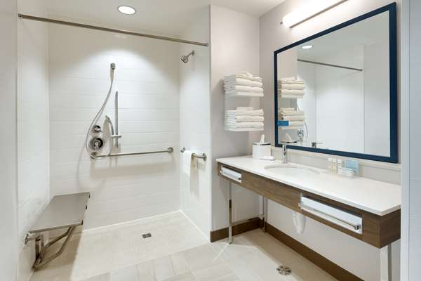  - Hampton Inn & Suites Rexburg