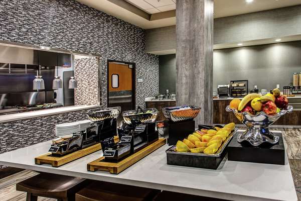 Restaurant - Hilton Garden Inn West Topeka - I-470, Exit 1B