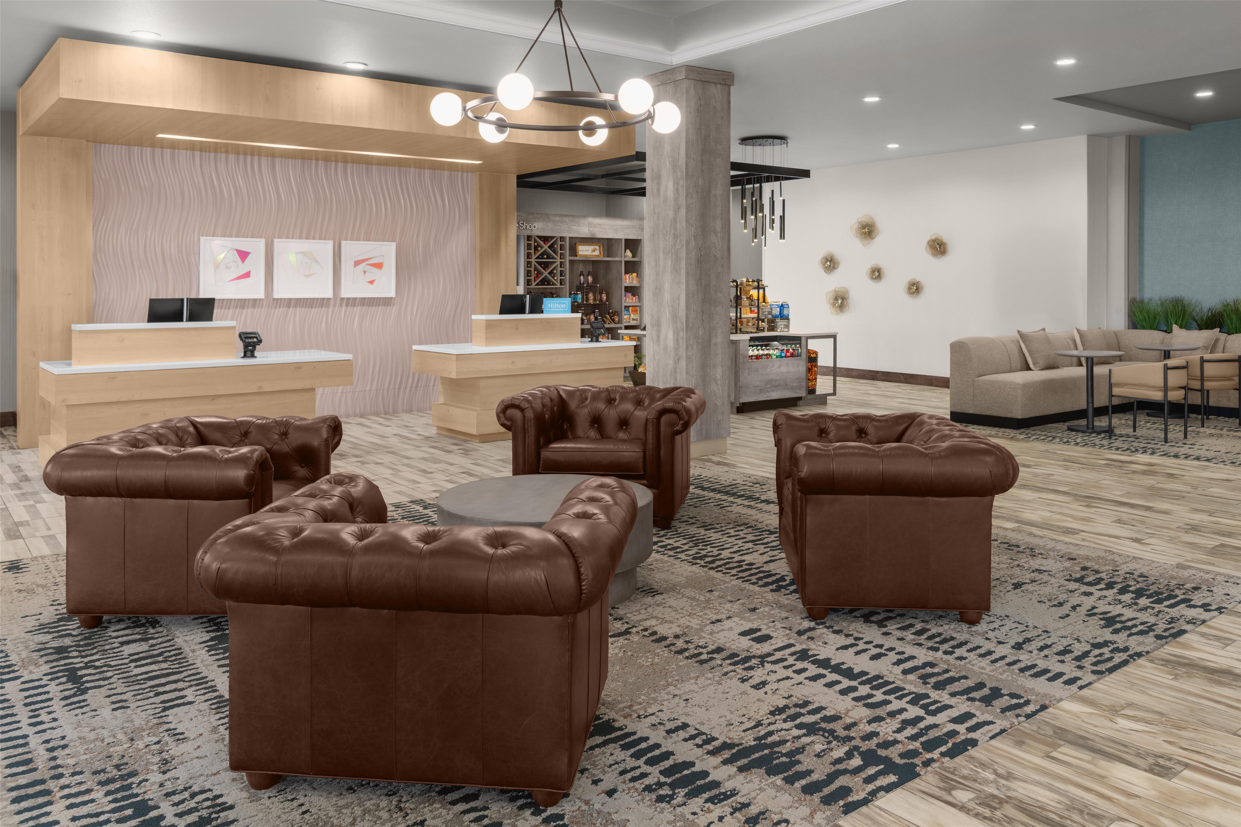 Lobby | Hilton Garden Inn Topeka