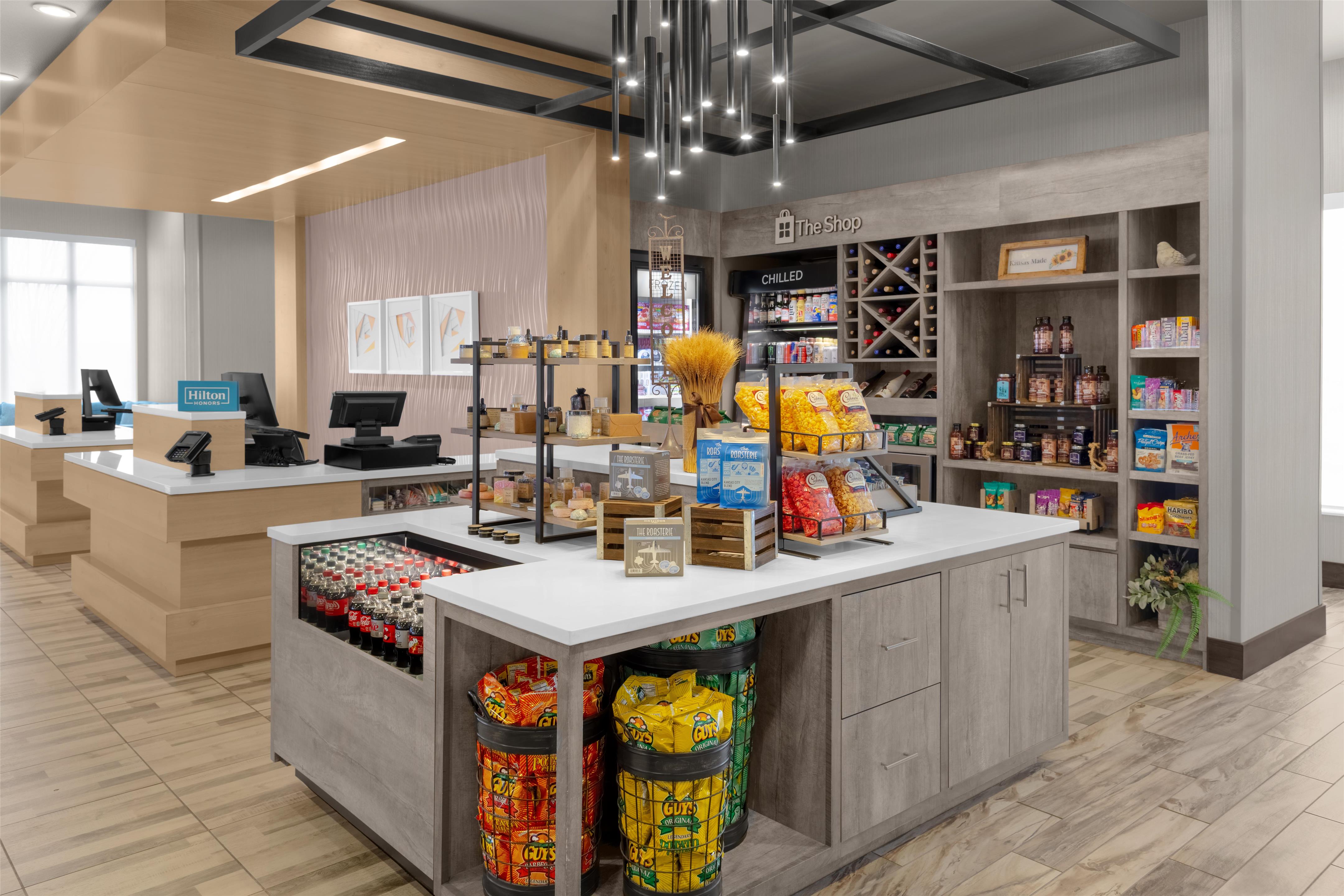 Restaurant | Hilton Garden Inn Topeka