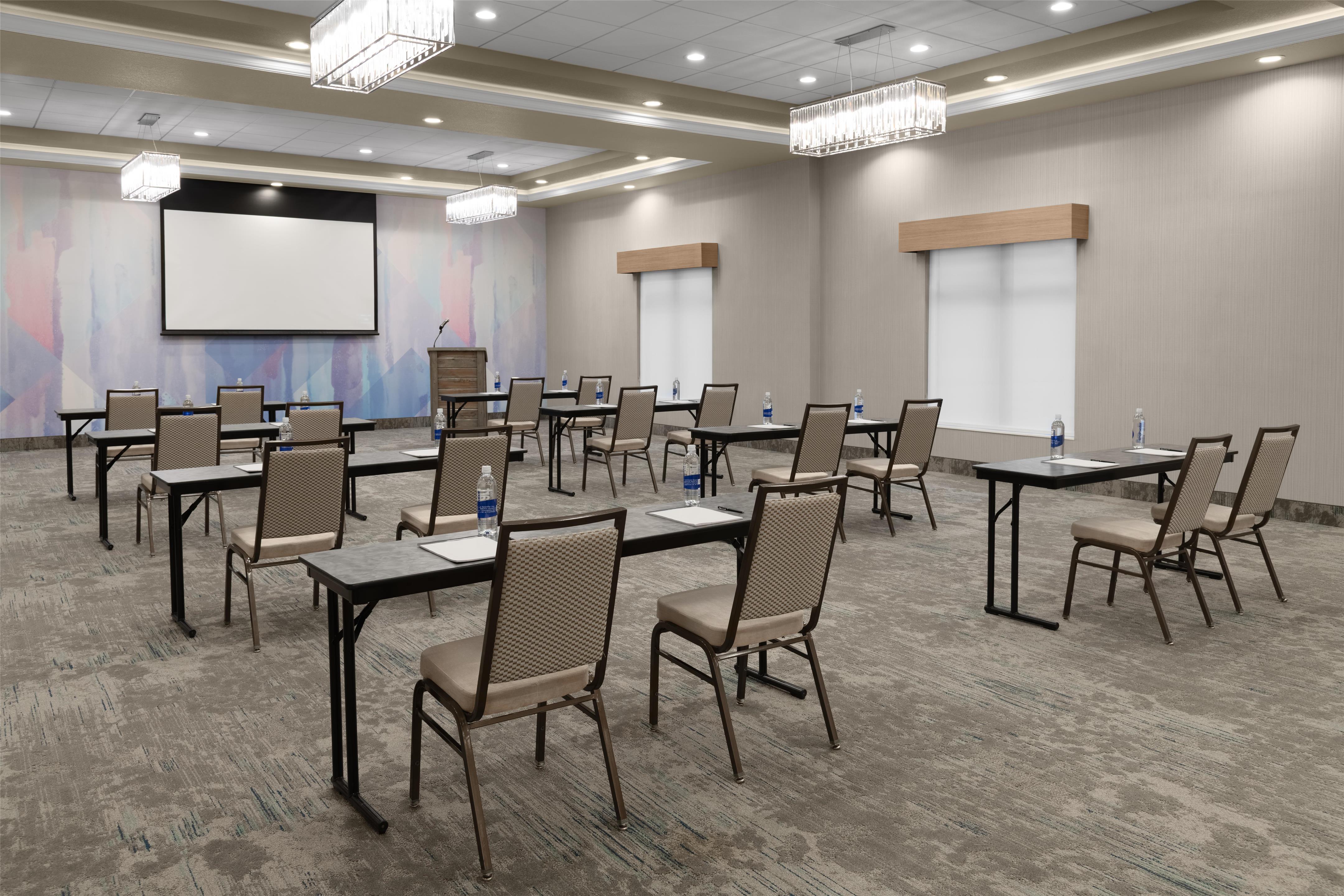 Meeting Room | Hilton Garden Inn Topeka