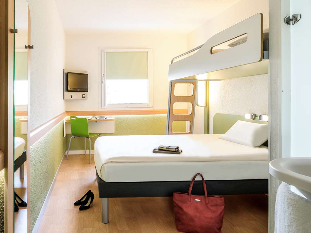 ibis budget Dommartin les Cuiseaux