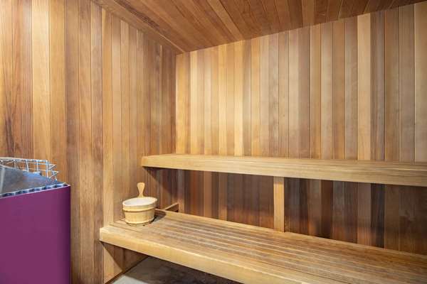 Spa - Baymont Inn & Suites Laurel - I-59, Exit 95