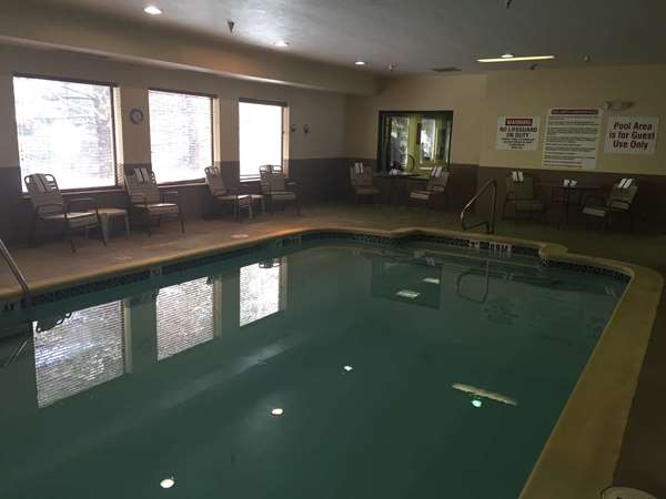 Pool - Baymont Inn & Suites Portage - I-80 & I-90, Exit 23