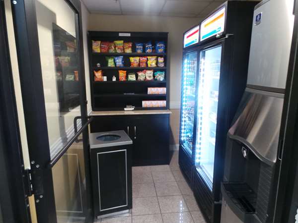  - SureStay Plus Hotel by Best Western Alvin